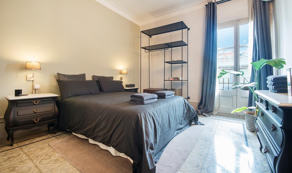 You Stylish Boutique Apartments برشلونة المظهر الخارجي الصورة