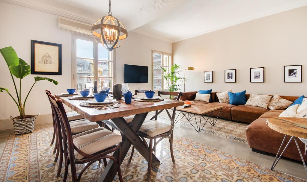You Stylish Boutique Apartments برشلونة المظهر الخارجي الصورة